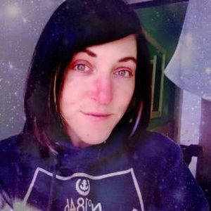 Meet your Posher, Connie